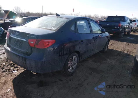 2010 Hyundai Elantra Gls z USA, uszkodzony, nr VIN KMHDU4AD1AU180478